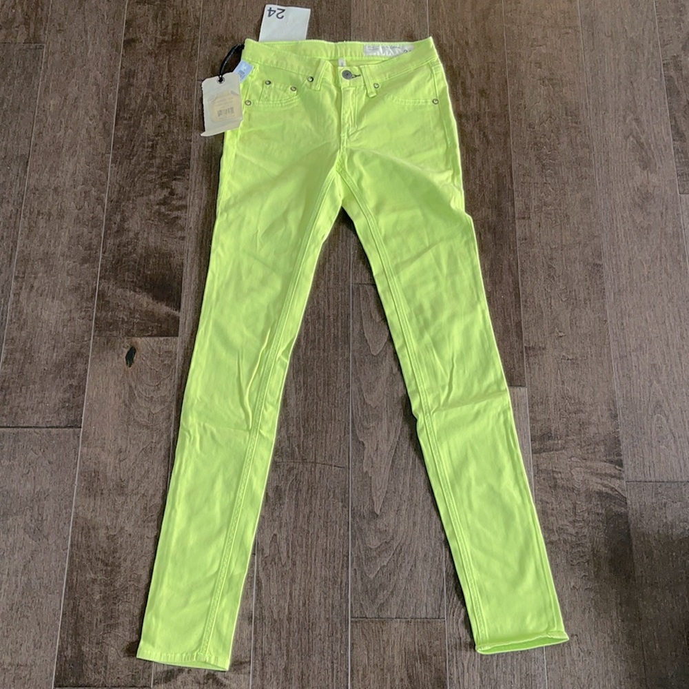 Rag n Bone new with tags neon skinny jegging
